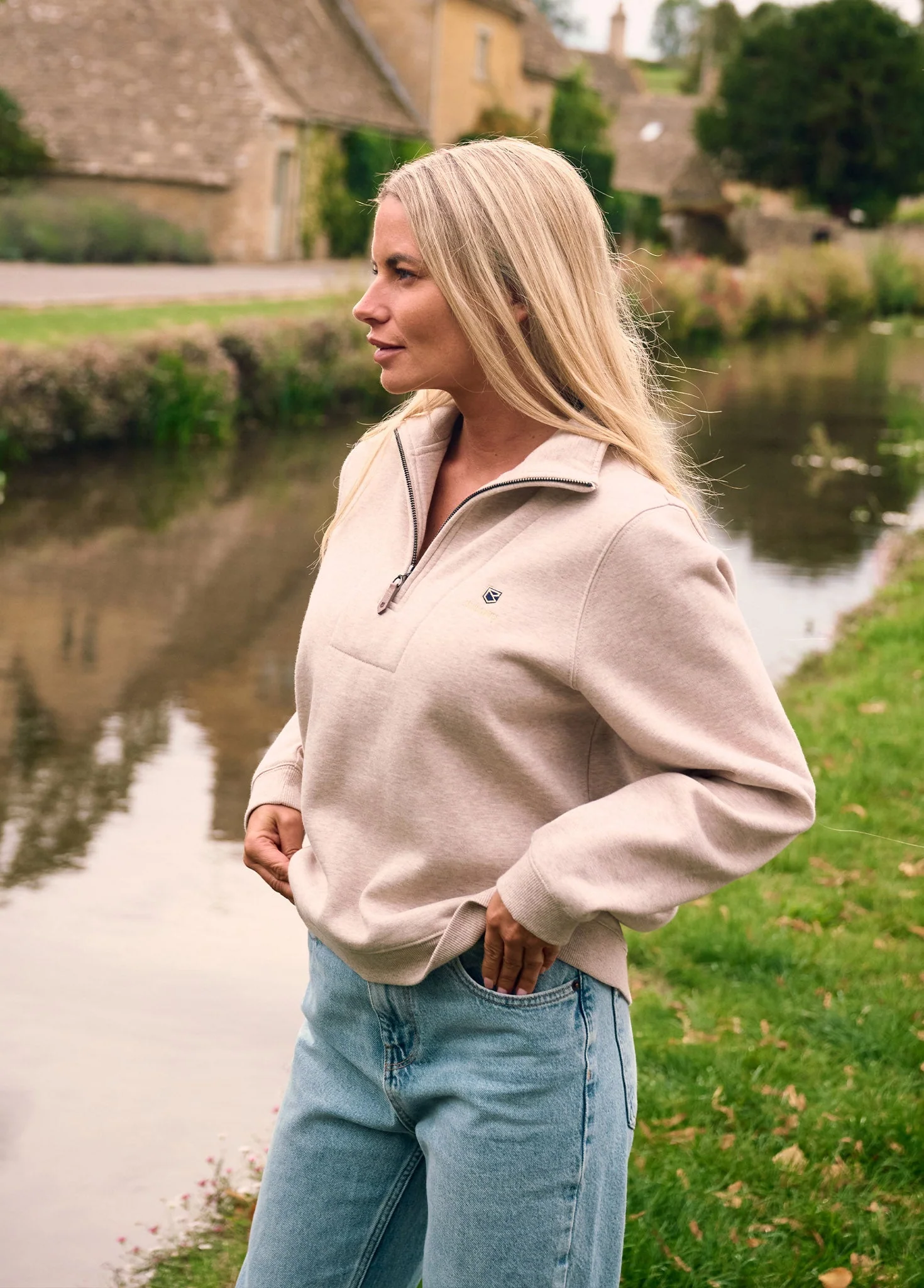 Castlemartyr sweatshirt - Bone - Image 3